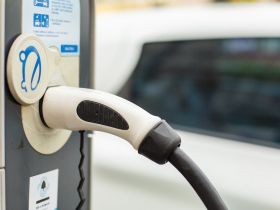 Uzun Menzilli Elektrikli Araçların Şarj Altyapısı